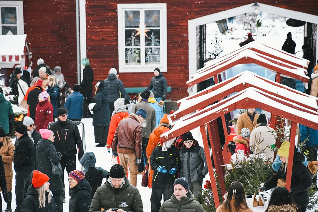 Julmarknad på Stenegård i Järvsö